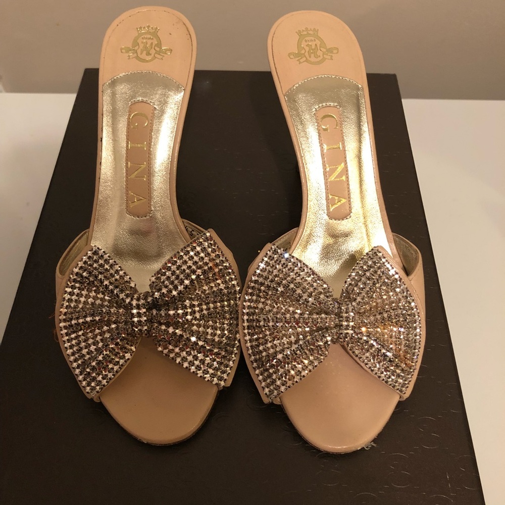 Gina bow sandals used